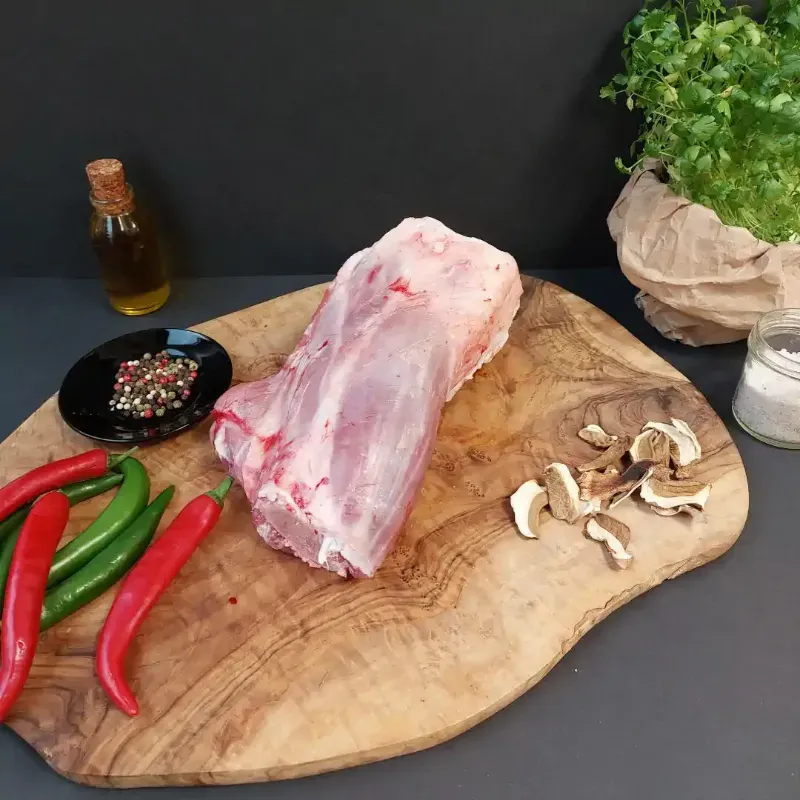 Slika Juneća koljenica s kosti - narezana 2 kg